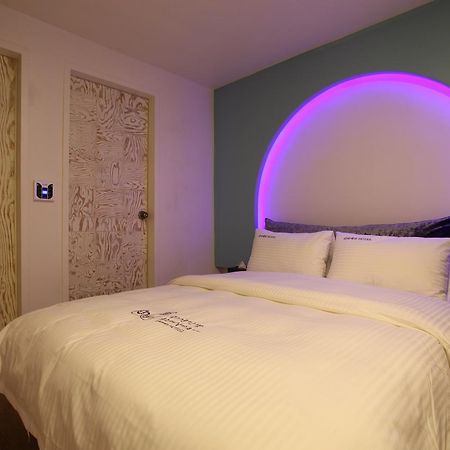 Riviera Motel Goyang Extérieur photo