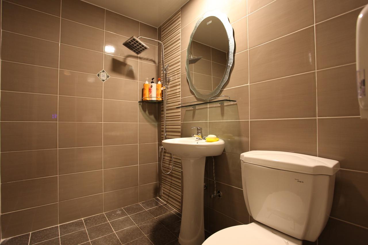 Riviera Motel Goyang Extérieur photo