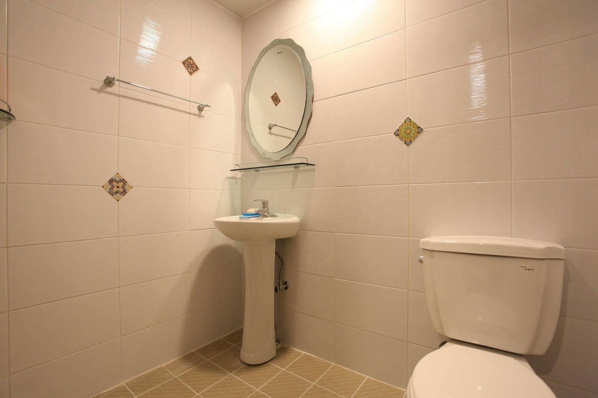 Riviera Motel Goyang Extérieur photo