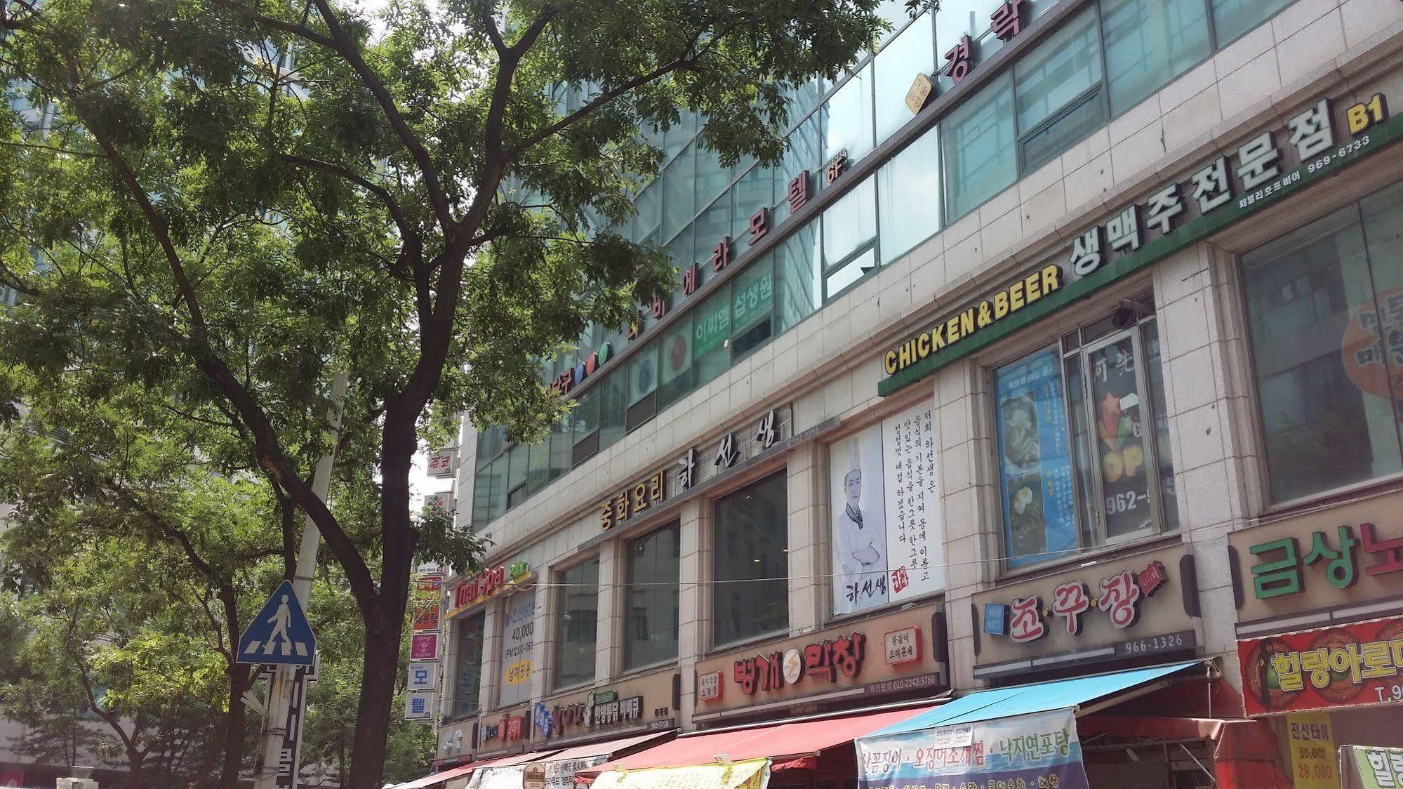 Riviera Motel Goyang Extérieur photo