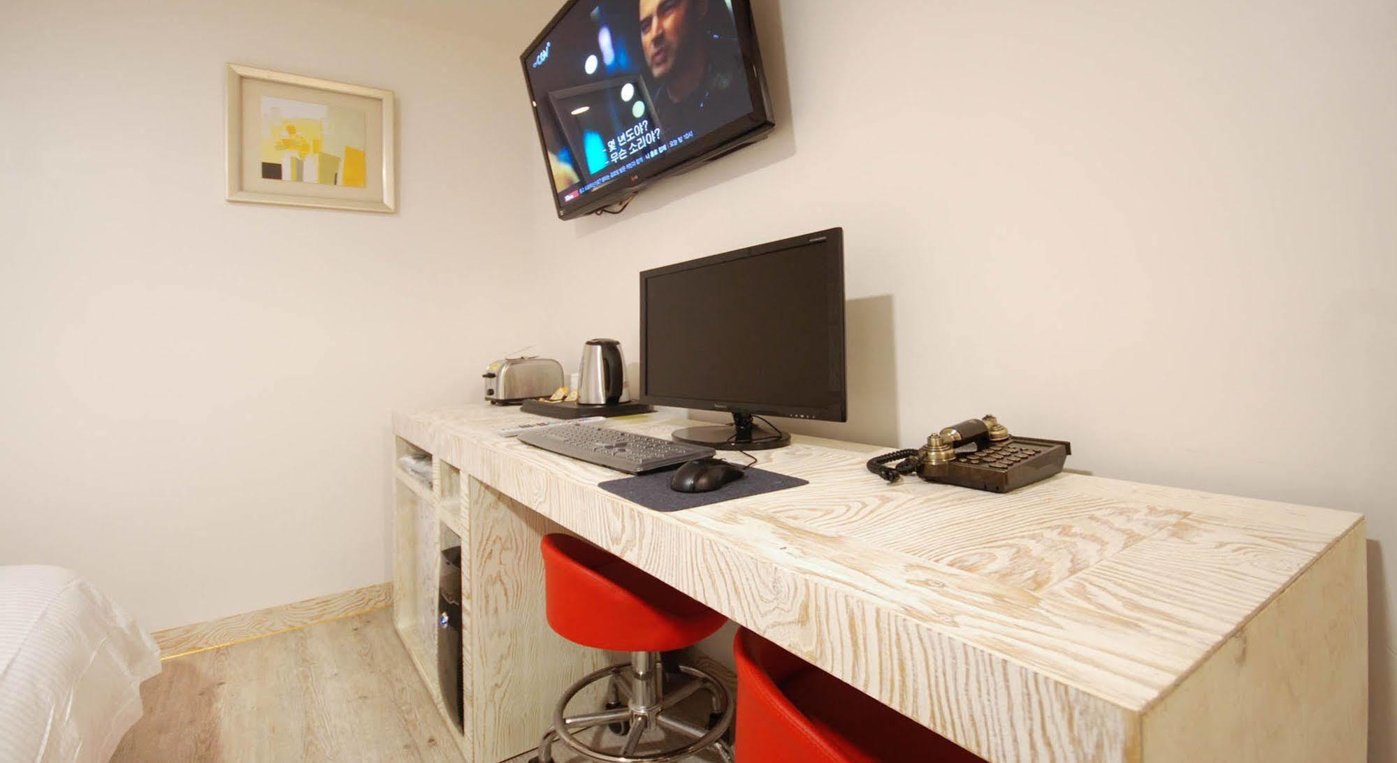 Riviera Motel Goyang Extérieur photo